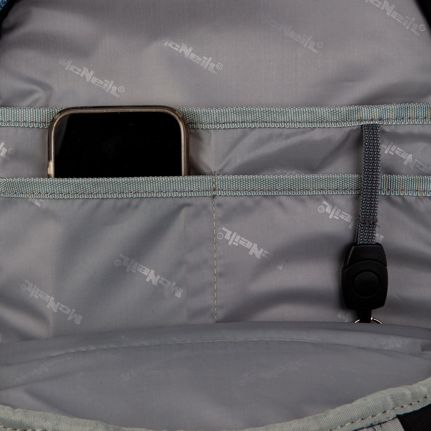 mcneill-backpack-luca-secret-9401434000-INSIDE.jpg